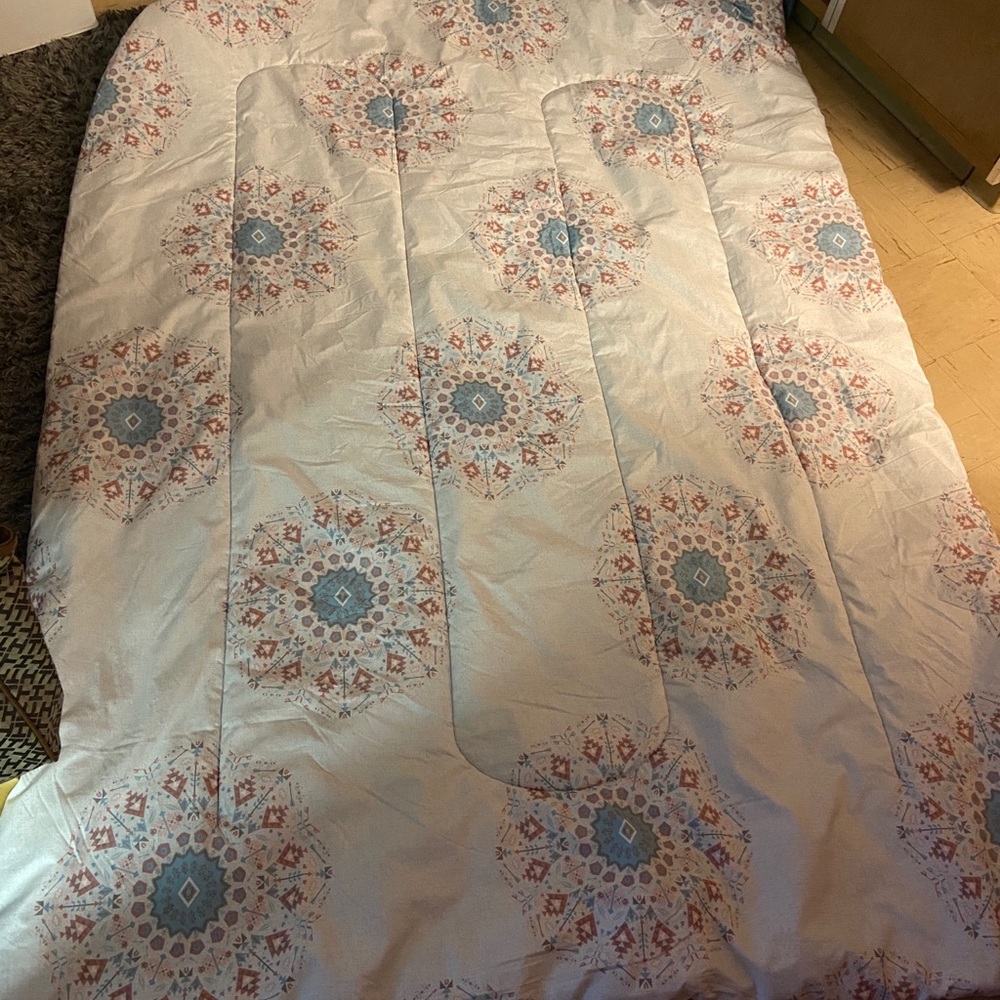 Twin Comforter